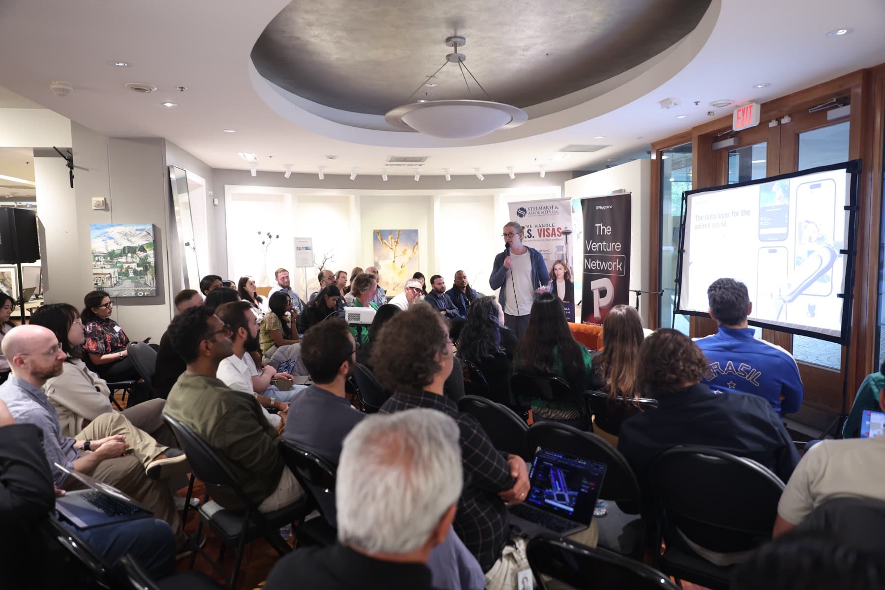 Immigrant Founders Pitch Night: Fireside Chat, Lightning Pitches & Gallery Demos